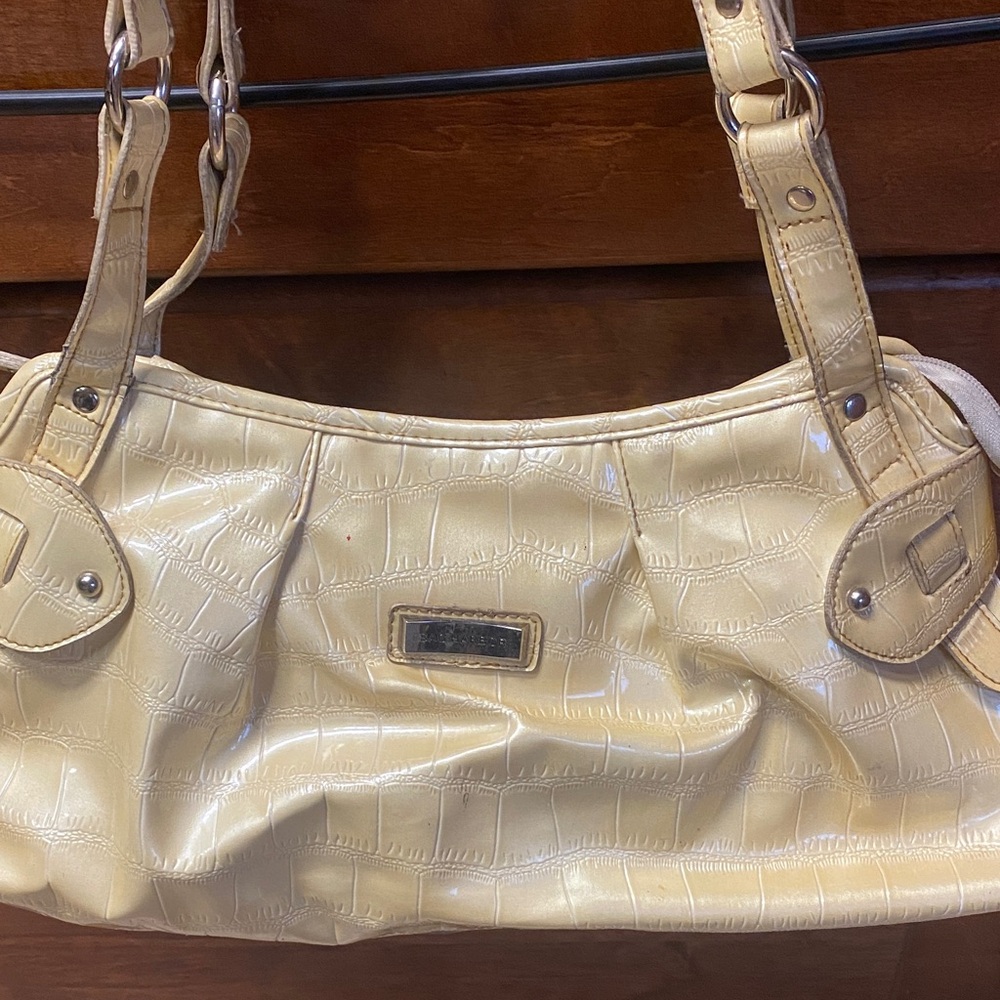 Chic Beige Shoulder Bag Practical Utility